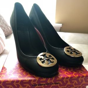 Tory Burch Black with Gold Wedge Size 8